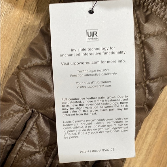 UGG Quilted Brown Gloves with Fur Trim - Picture 6 of 8